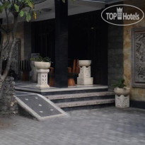 Mahendra Beach Inn