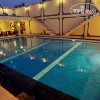 Aquarius Beach Hotel 