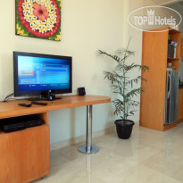 AQ-VA Hotel & Villas 