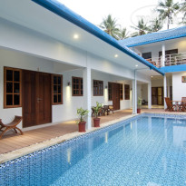 Lovina Oasis