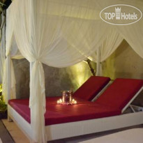 Pink Bali Hotel 