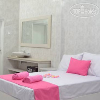 Pink Bali Hotel 