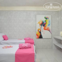 Pink Bali Hotel 