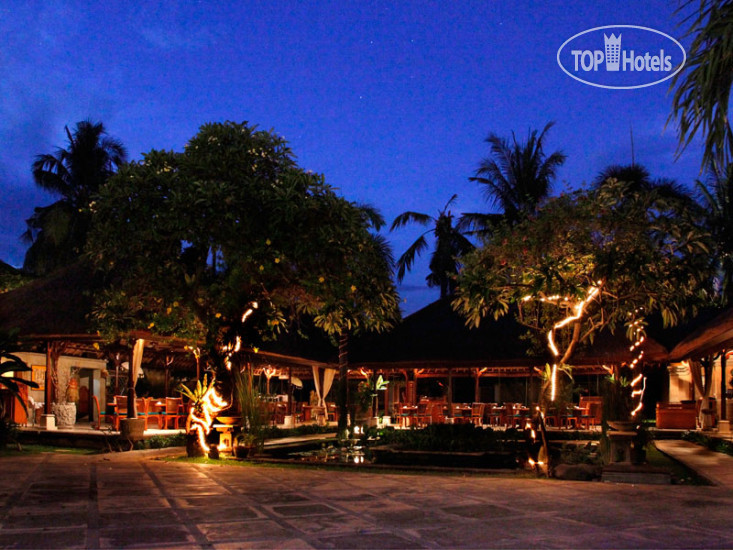 Hotel photo Puri Bagus Lovina 4*