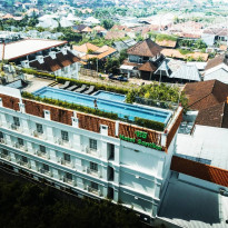 Santika Seminyak