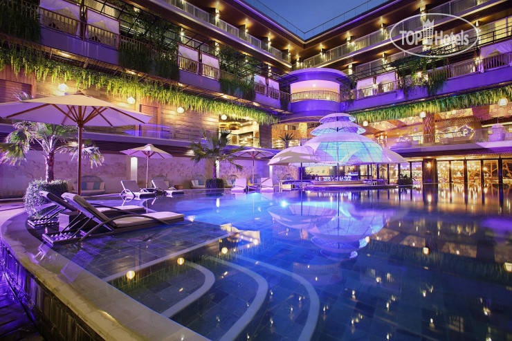 The Crystal Luxury Bay Resort Nusa Dua