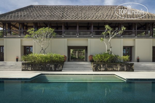 Hotel photo REVIVO Wellness Resort 5*