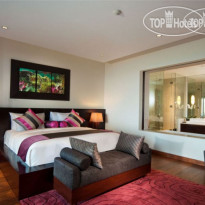 The Edge Villas Спальня виллы The Cliff
