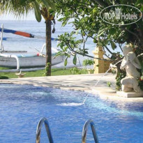 Arya Amed Beach Resort