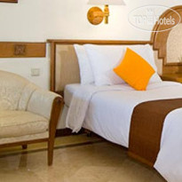 Discovery Kartika Plaza 