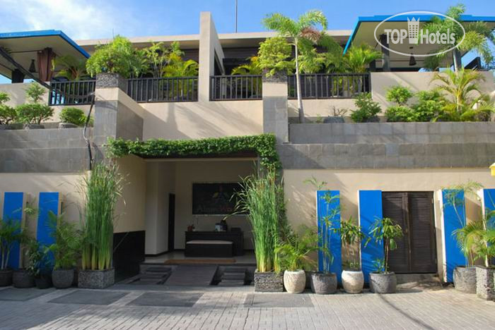 Hotelier's photos Alam Warna 5*