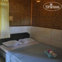 Dua Nina Homestay Номер