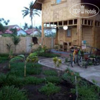 Little Woodstock Homestay Отель