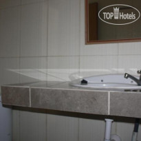 Batu Layar Hotel