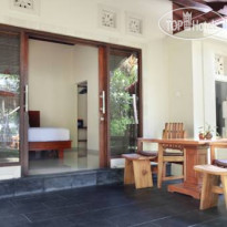 Puri Rinjani Bungalows 