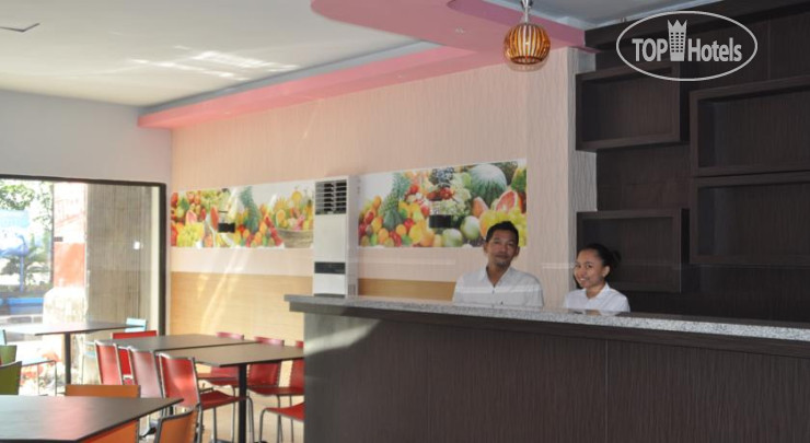 Hotelier's photos Ocean View Hotel Makassar 2*