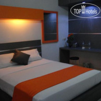 Boulevard Hotel