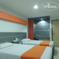 Boulevard Hotel