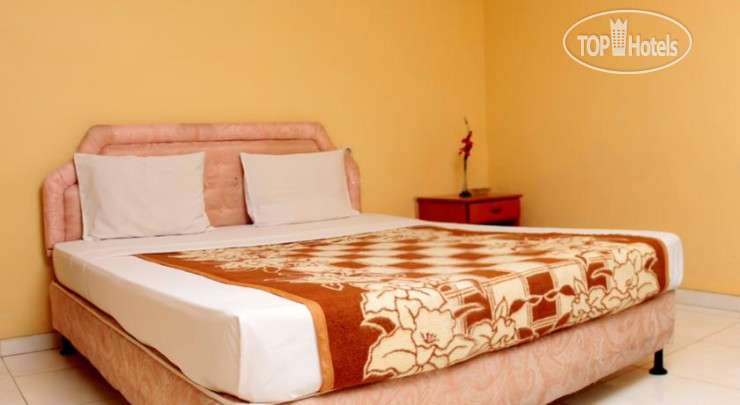 New photos from tourists Kolongan Beach Indah Hotel