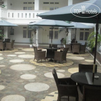 Ramayana Hotel Терраса