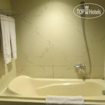 Kenari Tower Hotel Ванная комната