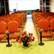 Scarlet Hotel Makassar Актовый зал