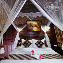 Alam Nusa Bungalow Huts & Spa 