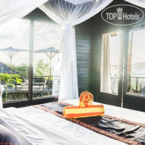 Sunrise Hut's Lembongan 