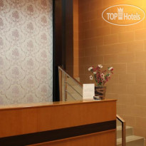 Tiara Hotel