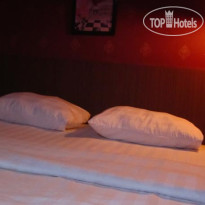 The Z Suites Номер