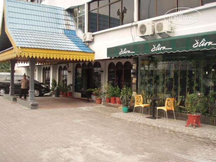 Hotel photo D'lira Syariah Hotel 2*
