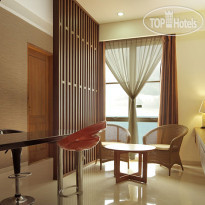 On The Rock Hotel