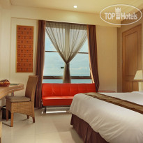 On The Rock Hotel