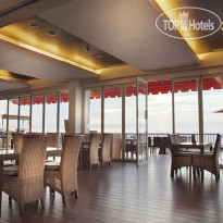 On The Rock Hotel