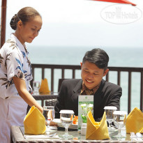 On The Rock Hotel