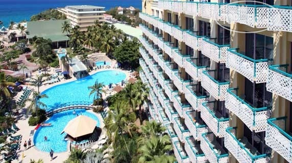 Hotel photo Sonesta Maho Beach Resort & Casino 4*