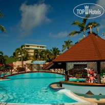 Sonesta Maho Beach Resort & Casino 