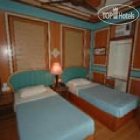 Shari La Island Resort 