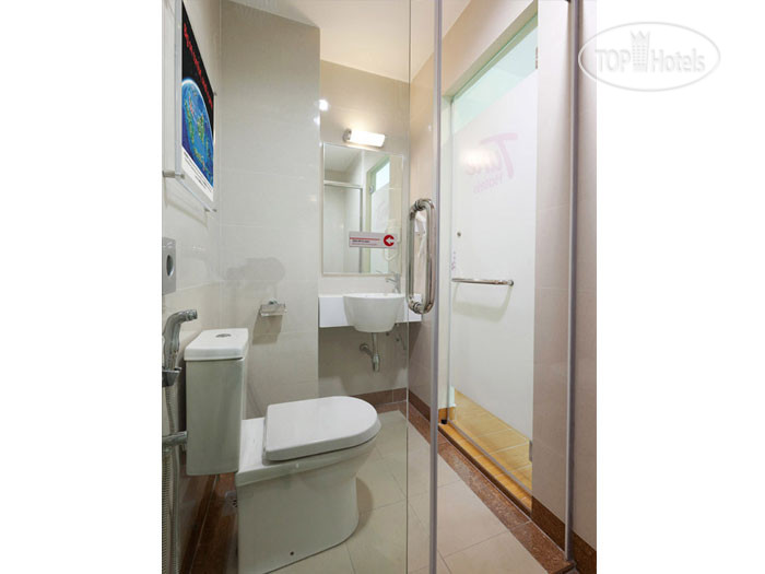 New photos from tourists Tune Hotel Kulim 3*