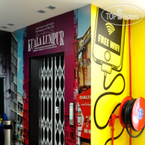 YY48 Hotel Вестибюль