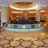 Le Meridien lobby
