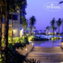 Pullman Kuala Lumpur City Centre Hotel and Residences