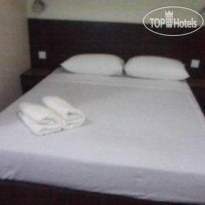 1 Baron Motel
