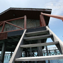 Pom Pom Island Resort