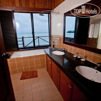 Pom Pom Island Resort