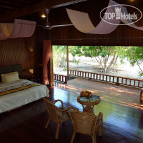 Pom Pom Island Resort