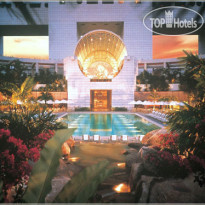 The Ritz-Carlton Millenia Singapore