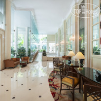 Shangri-La Apartments Singapore Lobby