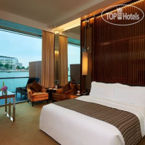 The Fullerton Bay Hotel 