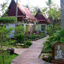 Royal Lanta Resort & Spa
